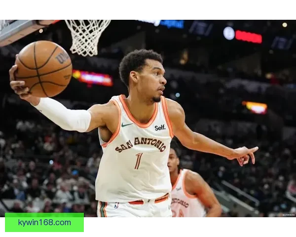 格林直言文班亚马应主动发声争夺MVP机会否则再强也可能被忽视