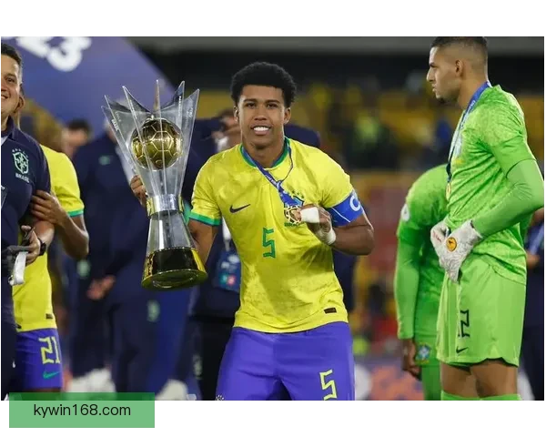 桑托斯分享低位技巧成长经历与父亲传授得分秘诀